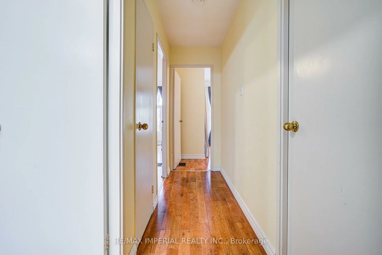 318, Hollyberry, Hillcrest Village, Toronto