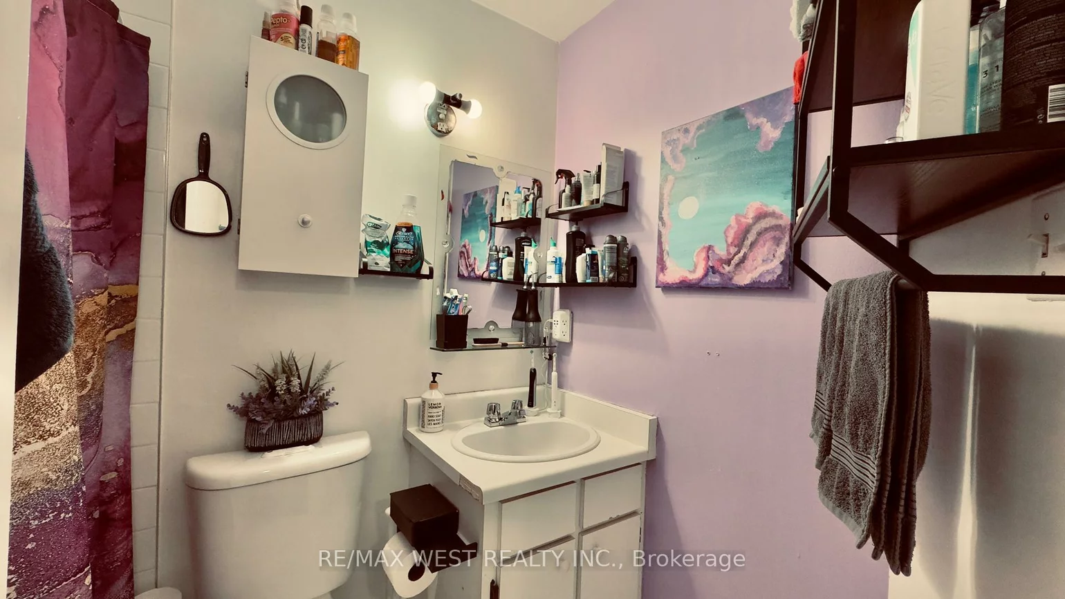 1061, Bathurst, Annex, Toronto