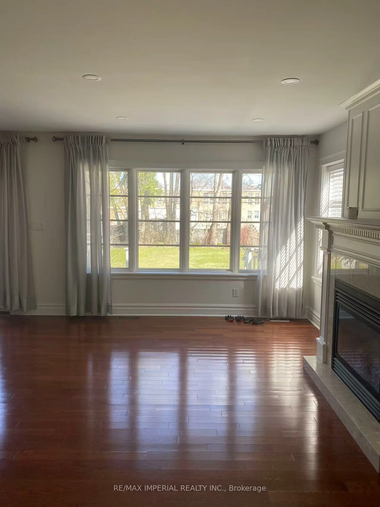 275, Estelle, Willowdale East, Toronto
