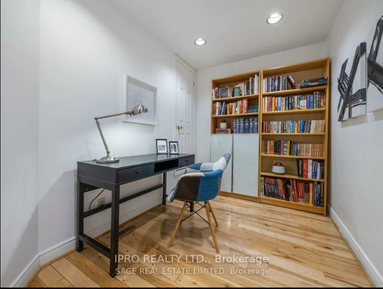 4, Percy, Moss Park, Toronto