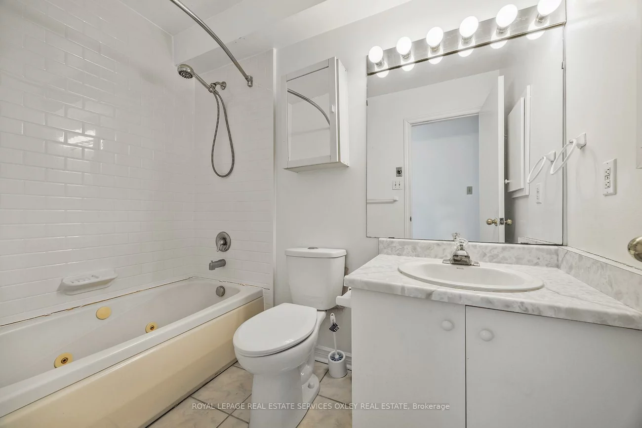 31, Glebe, Mount Pleasant West, Toronto