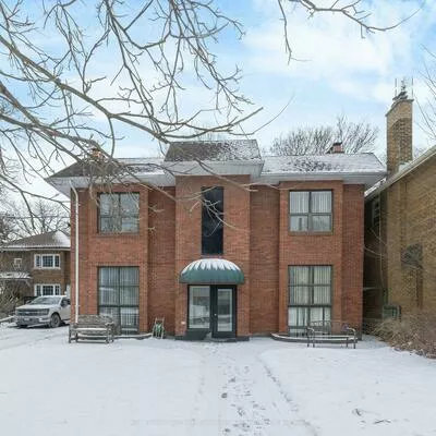 31, Glebe, Mount Pleasant West, Toronto