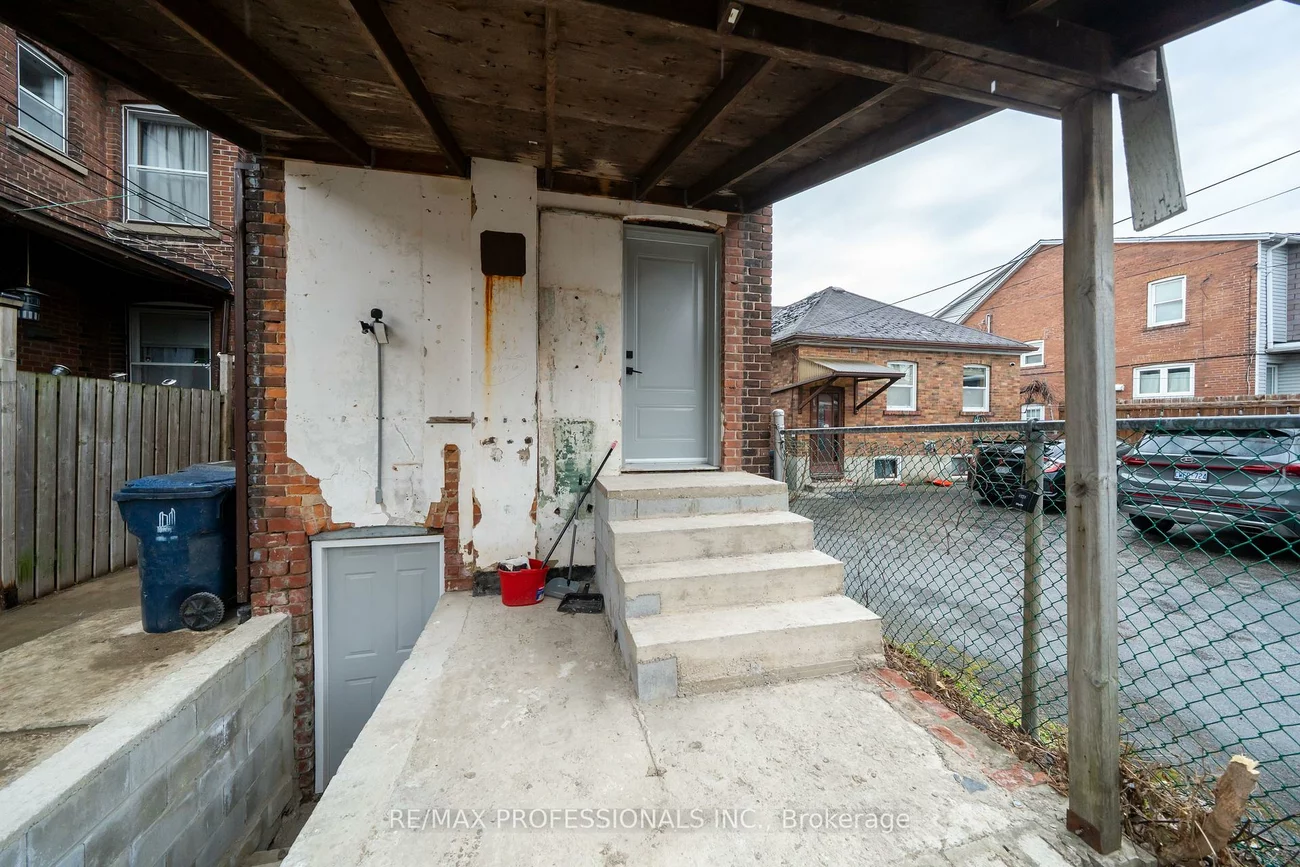 223, Oakwood, Oakwood Village, Toronto