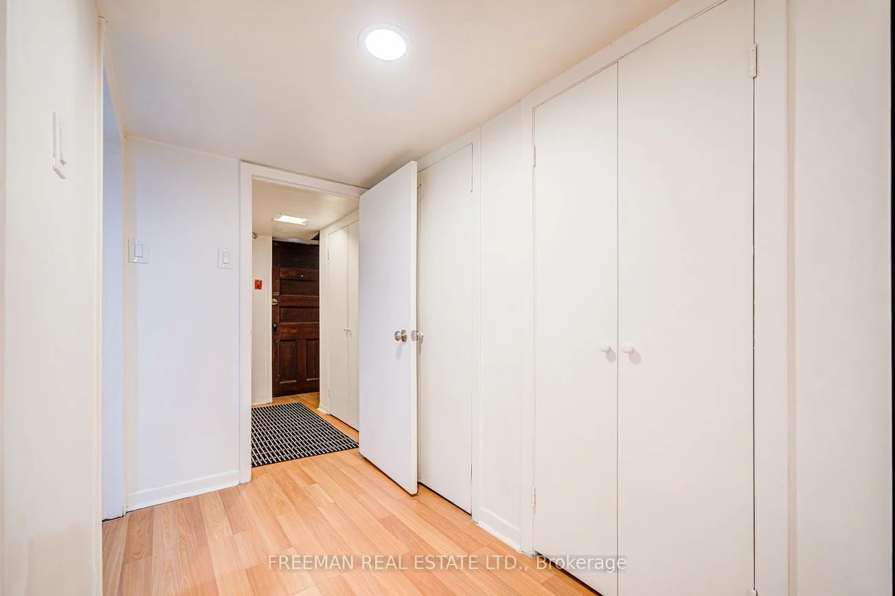 21, Wells, Annex, Toronto