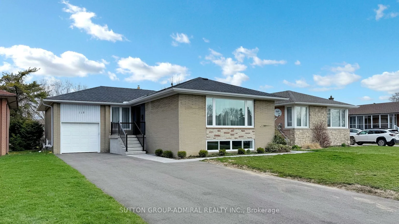 118, Clifton, Bathurst Manor, Toronto