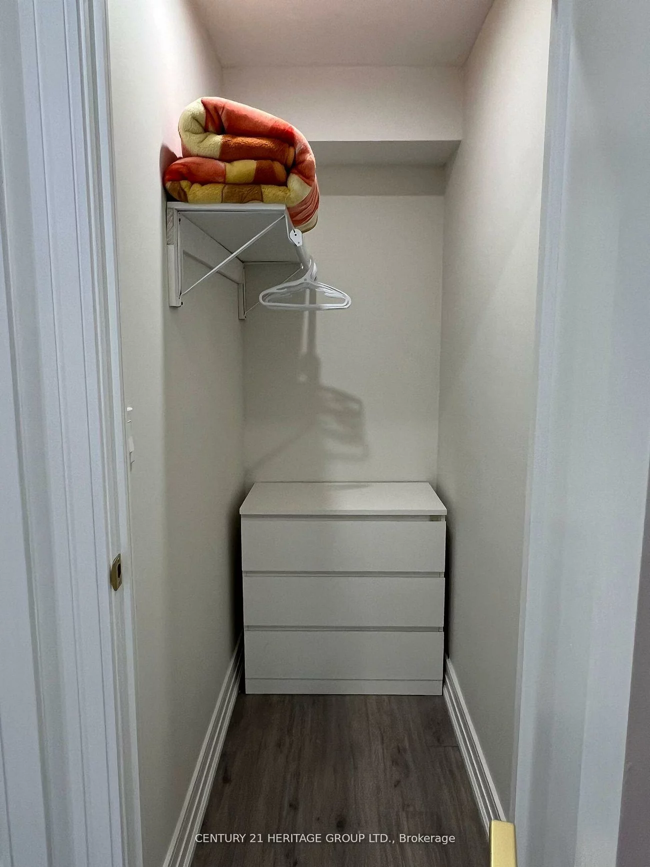 24, Deepglade, Henry Farm, Toronto