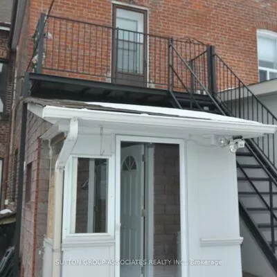 195, Montrose, Palmerston-Little Italy, Toronto