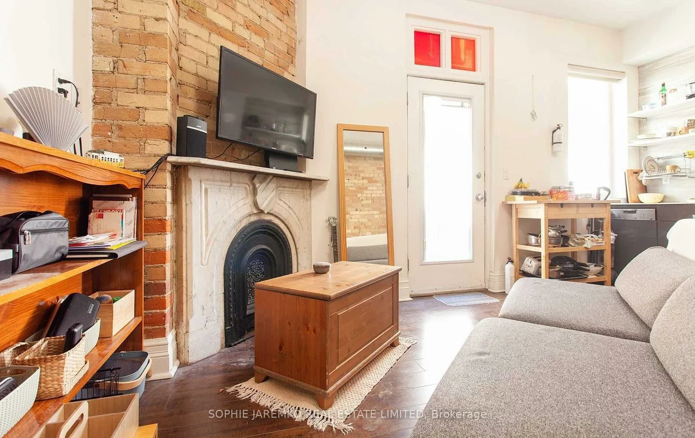 171, Carlton, Moss Park, Toronto