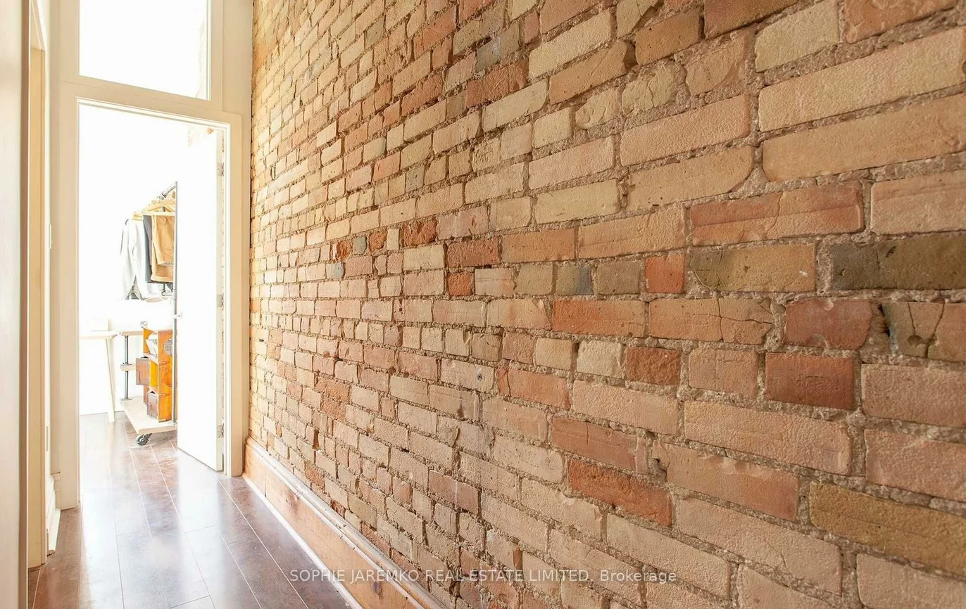171, Carlton, Moss Park, Toronto