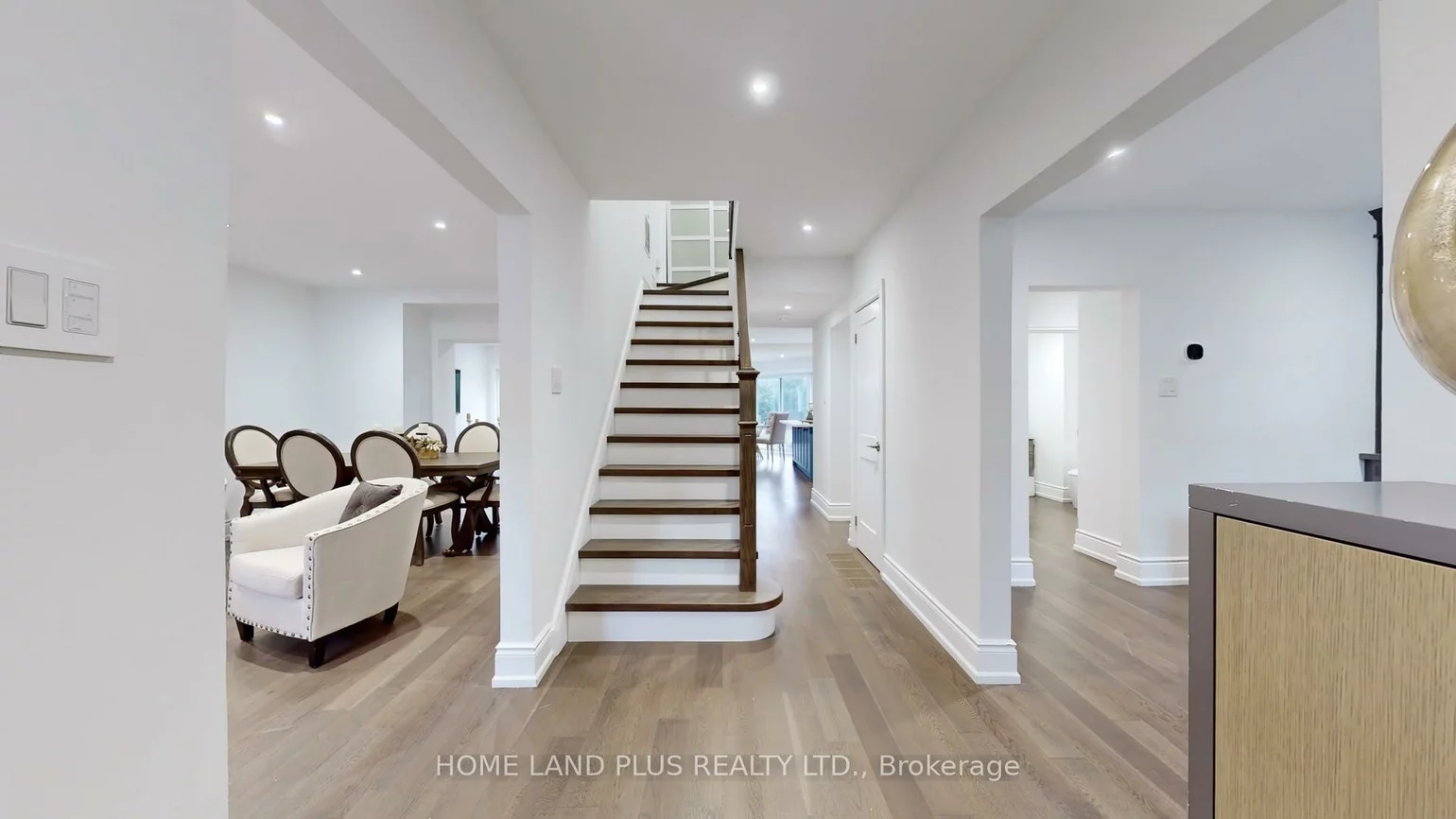 85, Rochester, Lawrence Park South, Toronto