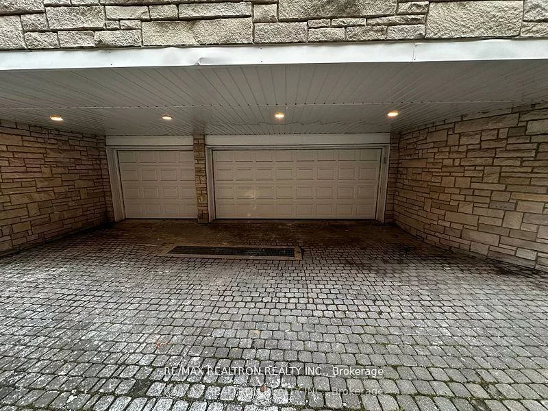 61, Arjay, Bridle Path-Sunnybrook-York Mills, Toronto