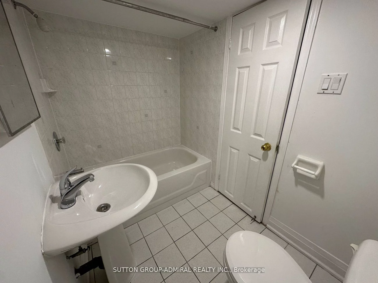 7, Resolution, Hillcrest Village, Toronto