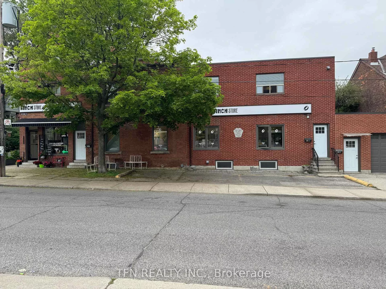 42, Dewson, Palmerston-Little Italy, Toronto