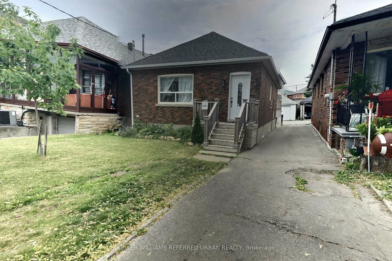 111, Clovelly, Oakwood Village, Toronto