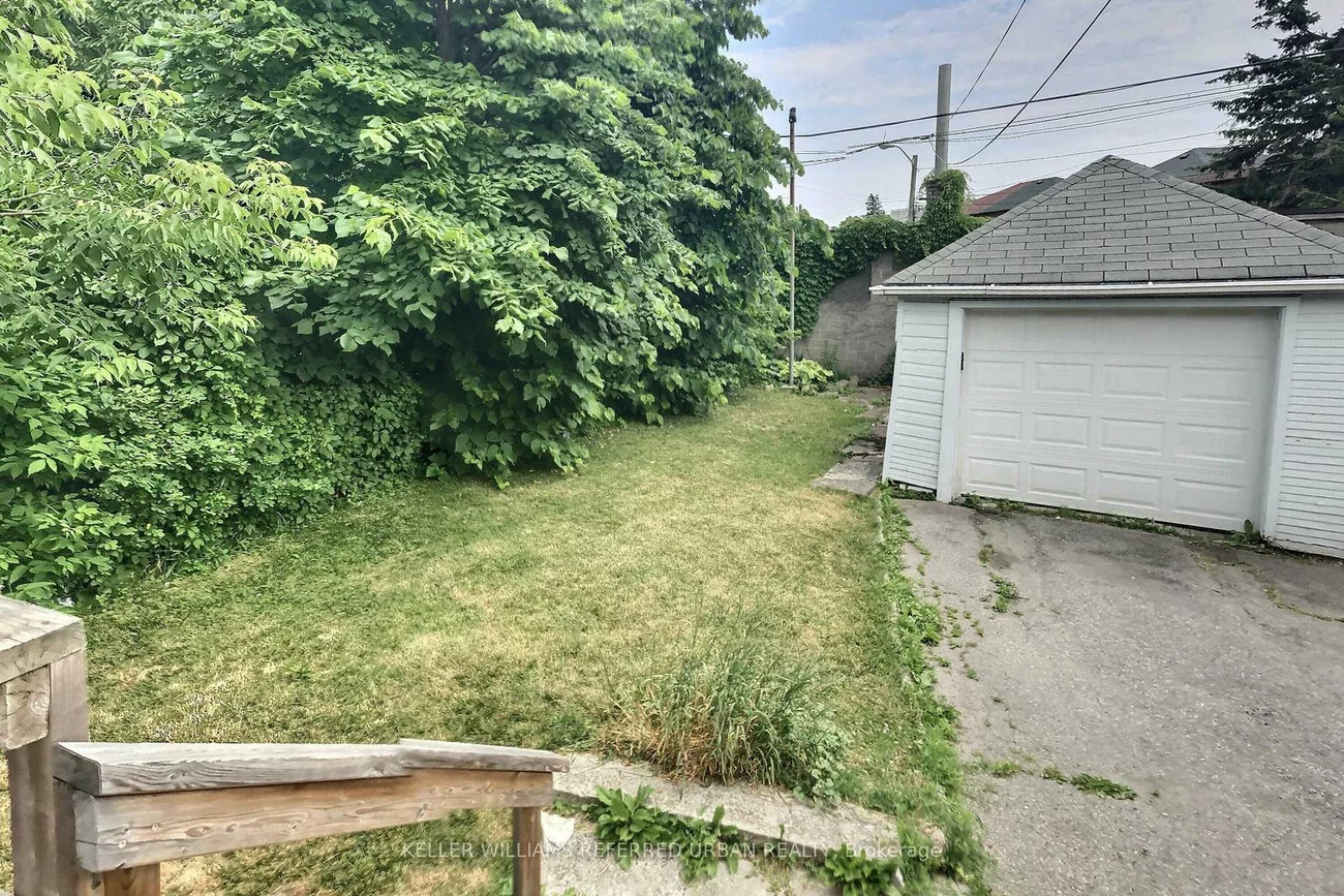 111, Clovelly, Oakwood Village, Toronto