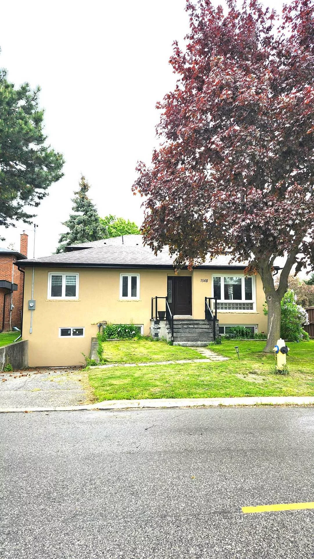 154B, Pemberton, Newtonbrook East, Toronto