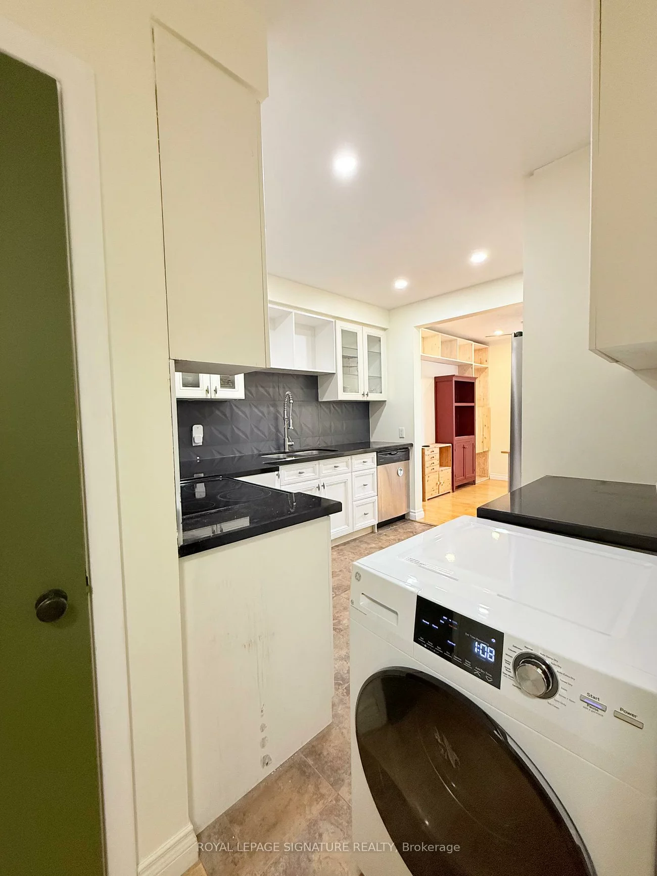 154B, Pemberton, Newtonbrook East, Toronto
