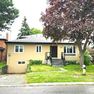 154B, Pemberton, Newtonbrook East, Toronto