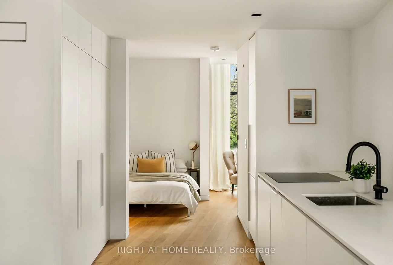 44, Foxley, Trinity-Bellwoods, Toronto