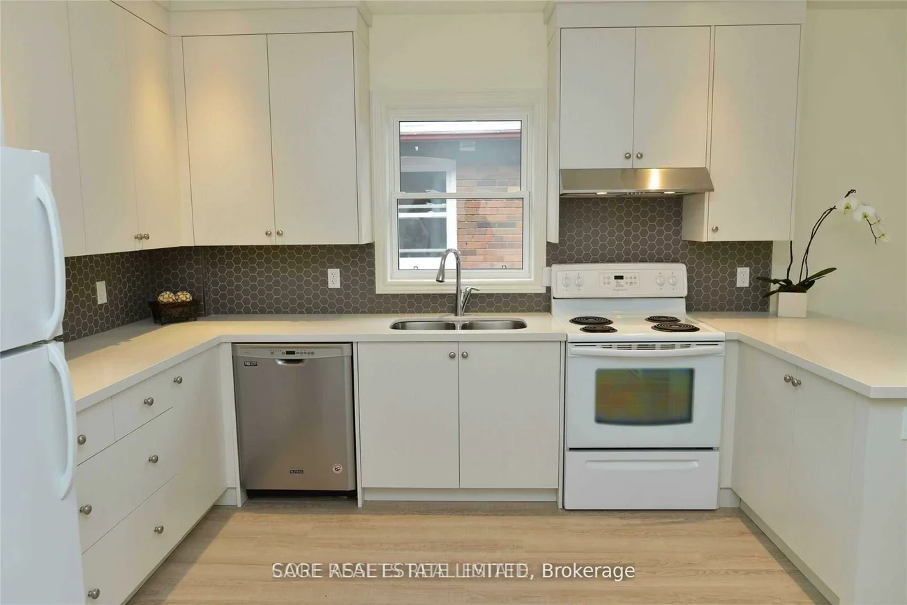 118, Braemar, Yonge-Eglinton, Toronto