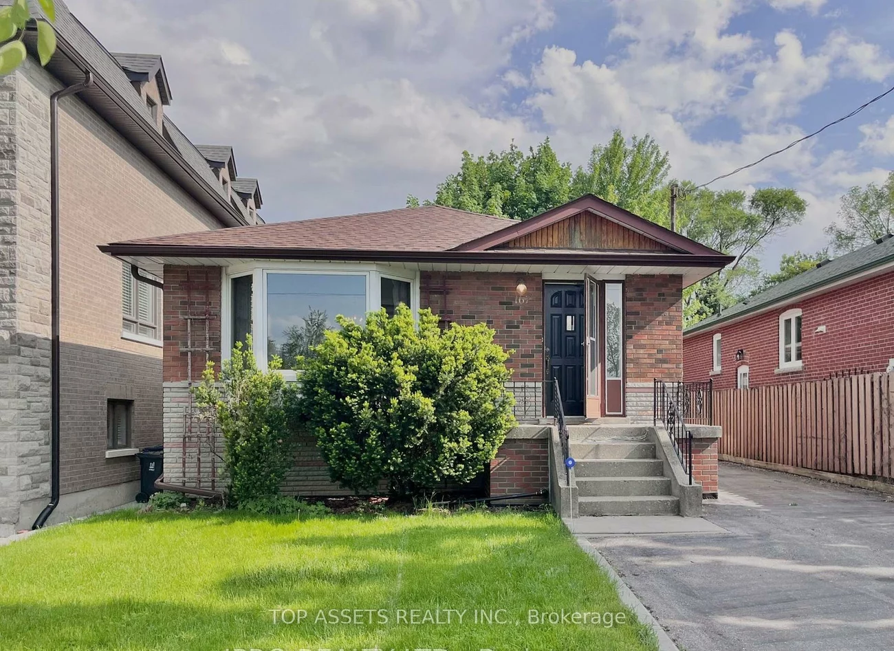 167, Churchill, Willowdale West, Toronto