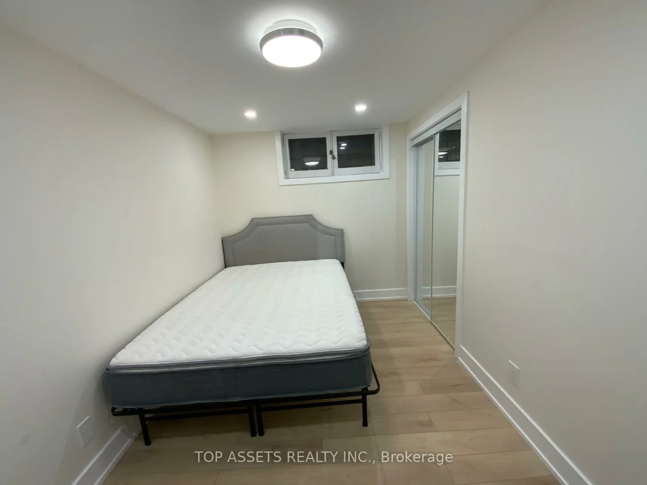 167, Churchill, Willowdale West, Toronto