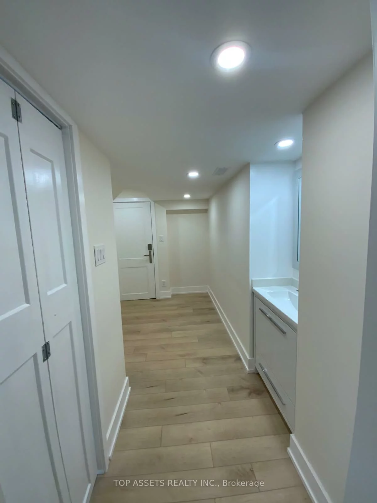 167, Churchill, Willowdale West, Toronto