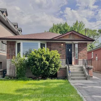 167, Churchill, Willowdale West, Toronto