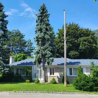 76, Citation, Bayview Village, Toronto