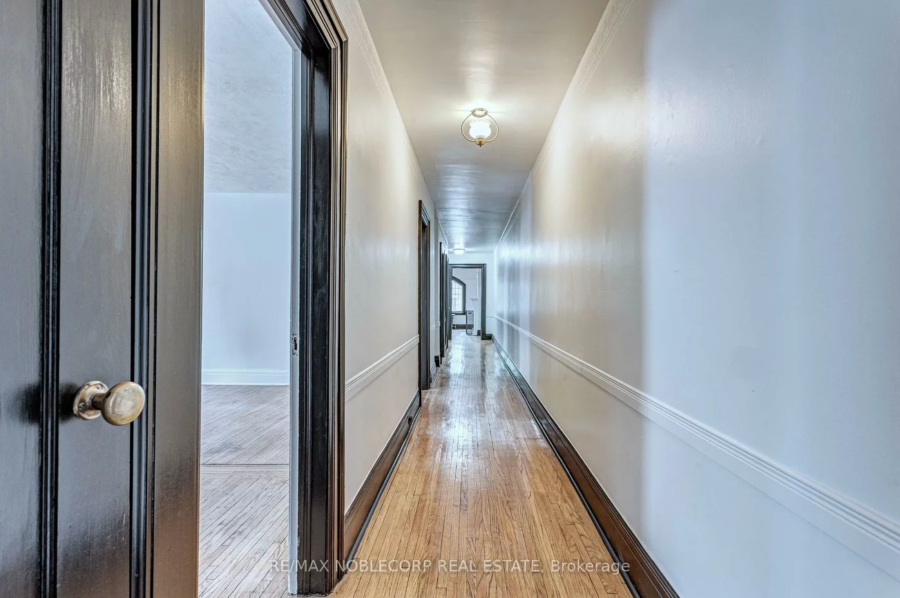 809, Duplex, Lawrence Park South, Toronto