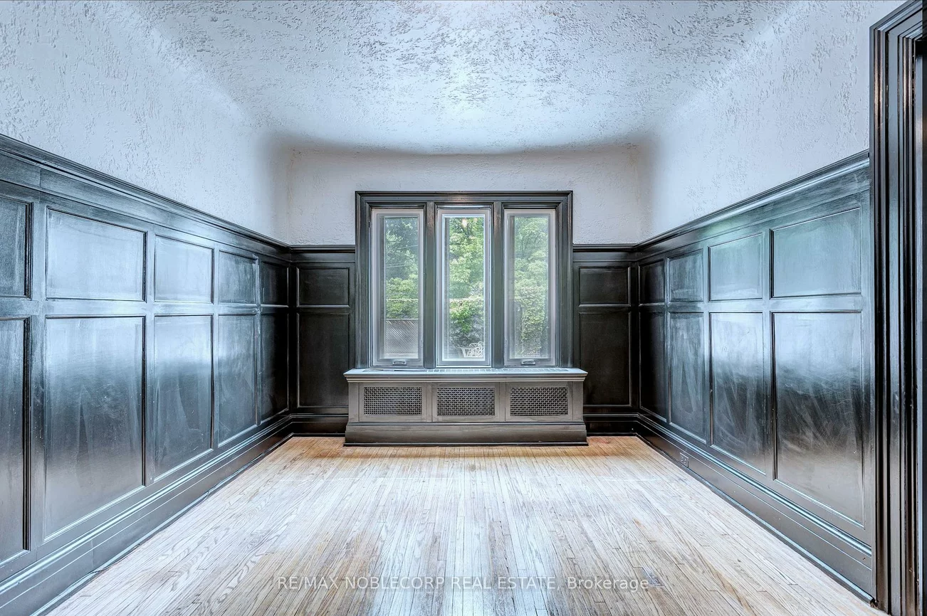 809, Duplex, Lawrence Park South, Toronto