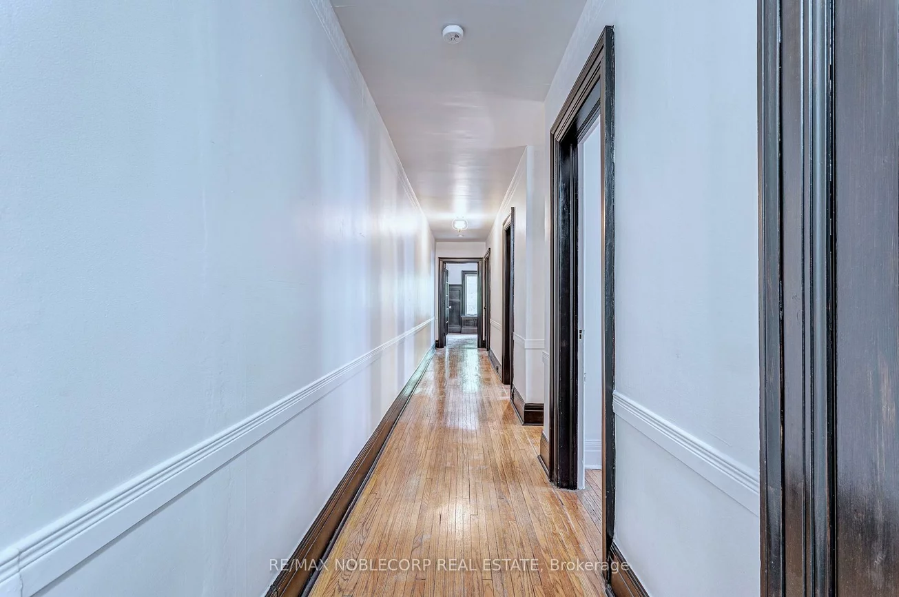 809, Duplex, Lawrence Park South, Toronto