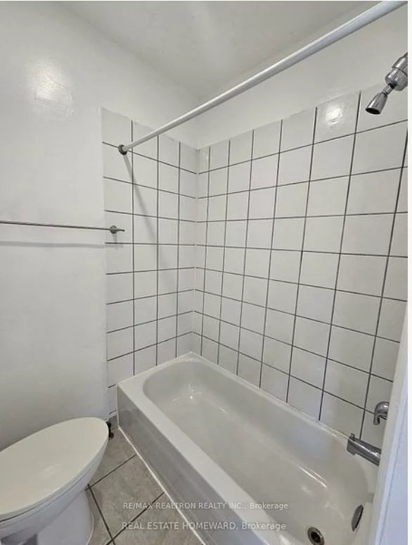 1566, Avenue, Bedford Park-Nortown, Toronto
