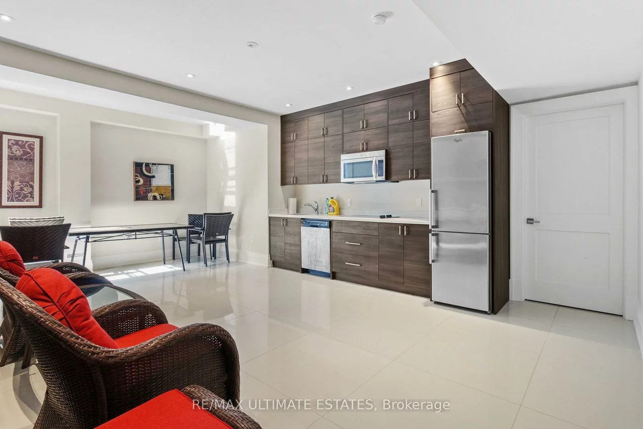 24, Wedgewood, Newtonbrook East, Toronto