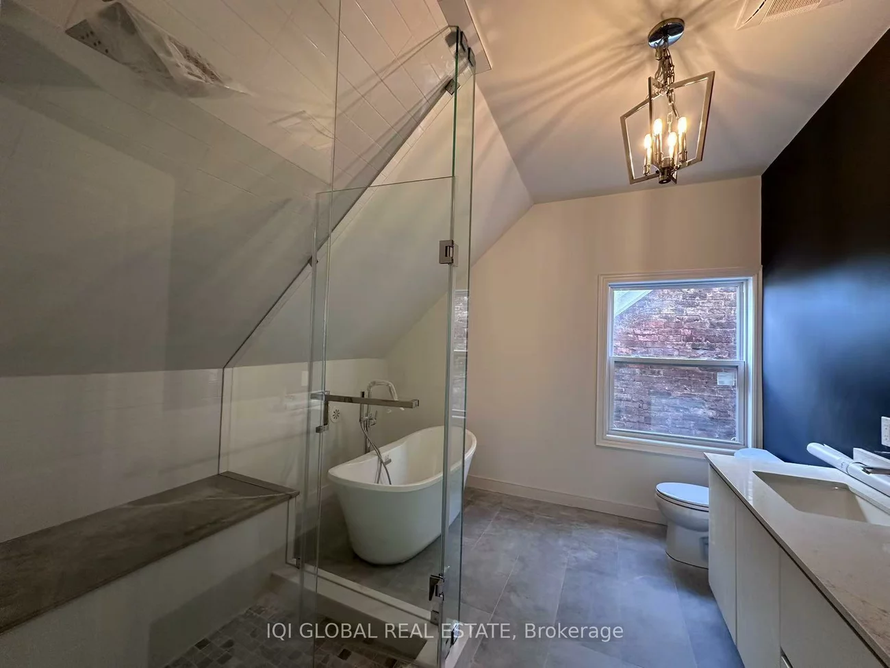 475, Ossington, Palmerston-Little Italy, Toronto