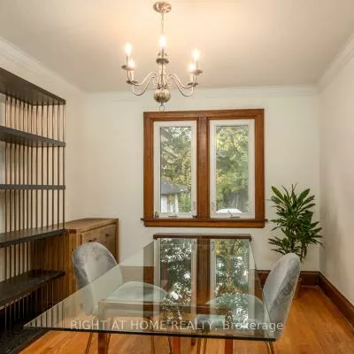 94, Roe, Bedford Park-Nortown, Toronto