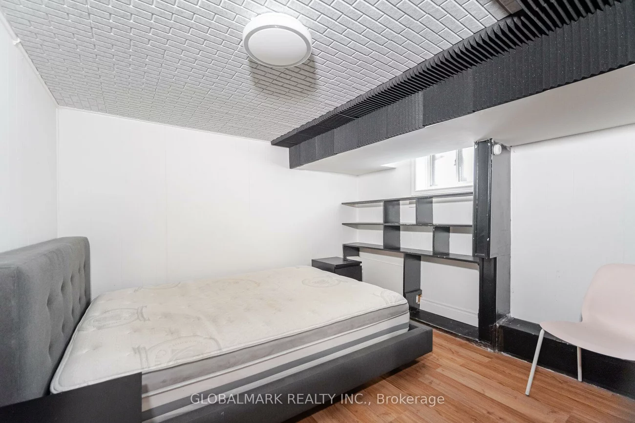 400, Glenholme, Oakwood Village, Toronto