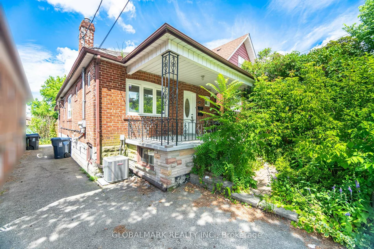 400, Glenholme, Oakwood Village, Toronto