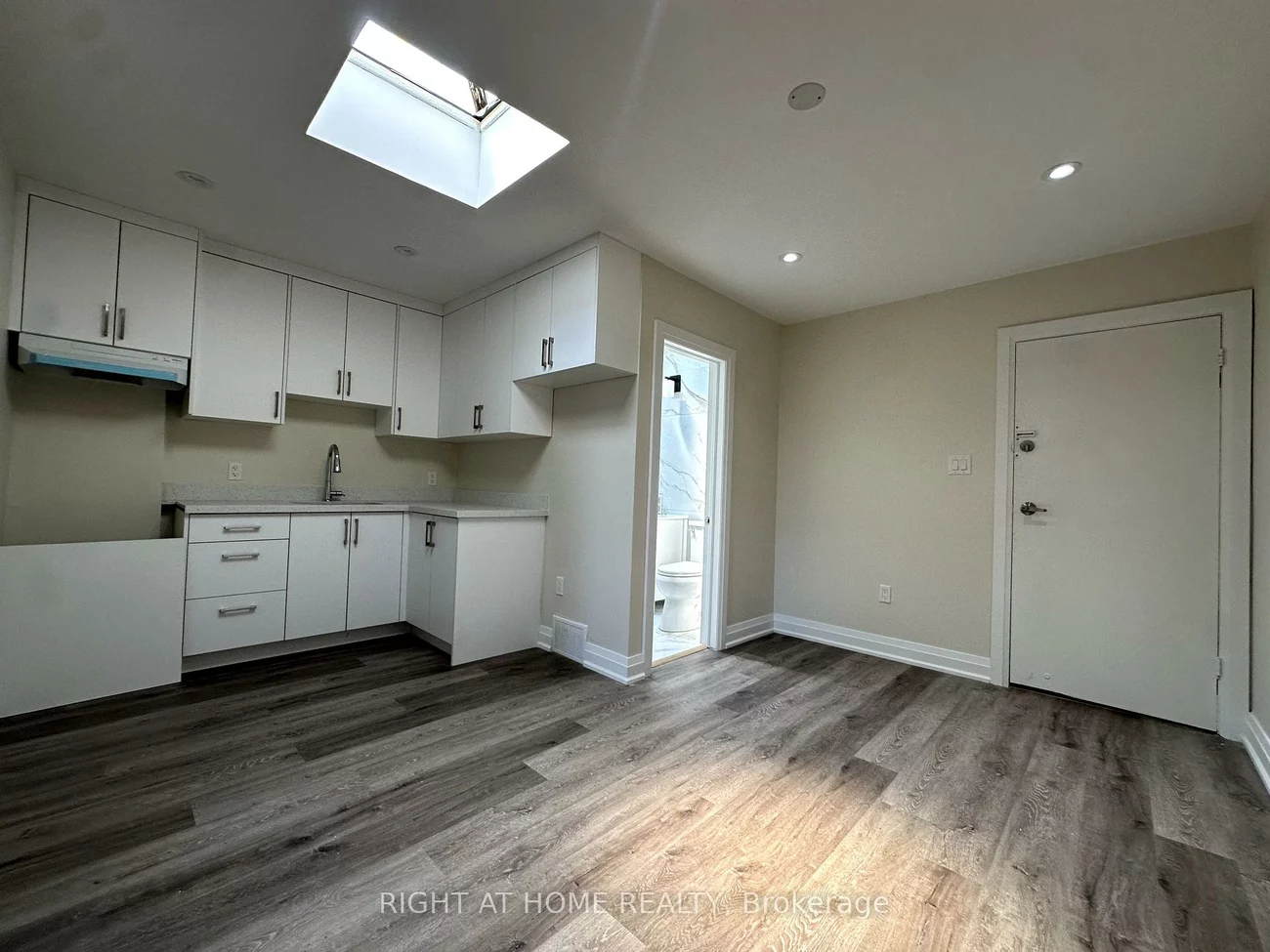 1637, Eglinton, Oakwood Village, Toronto