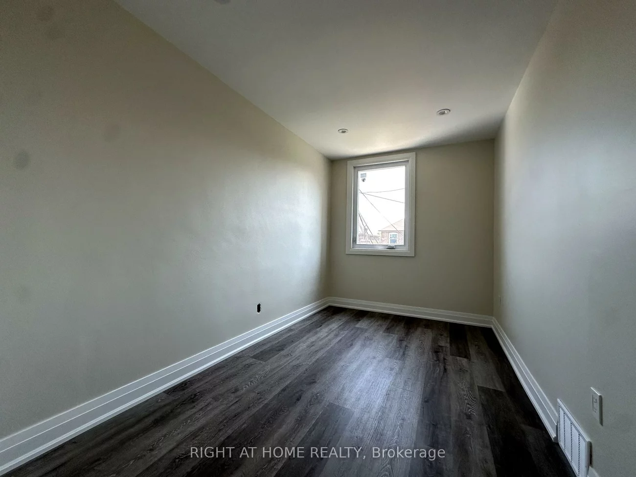 1637, Eglinton, Oakwood Village, Toronto