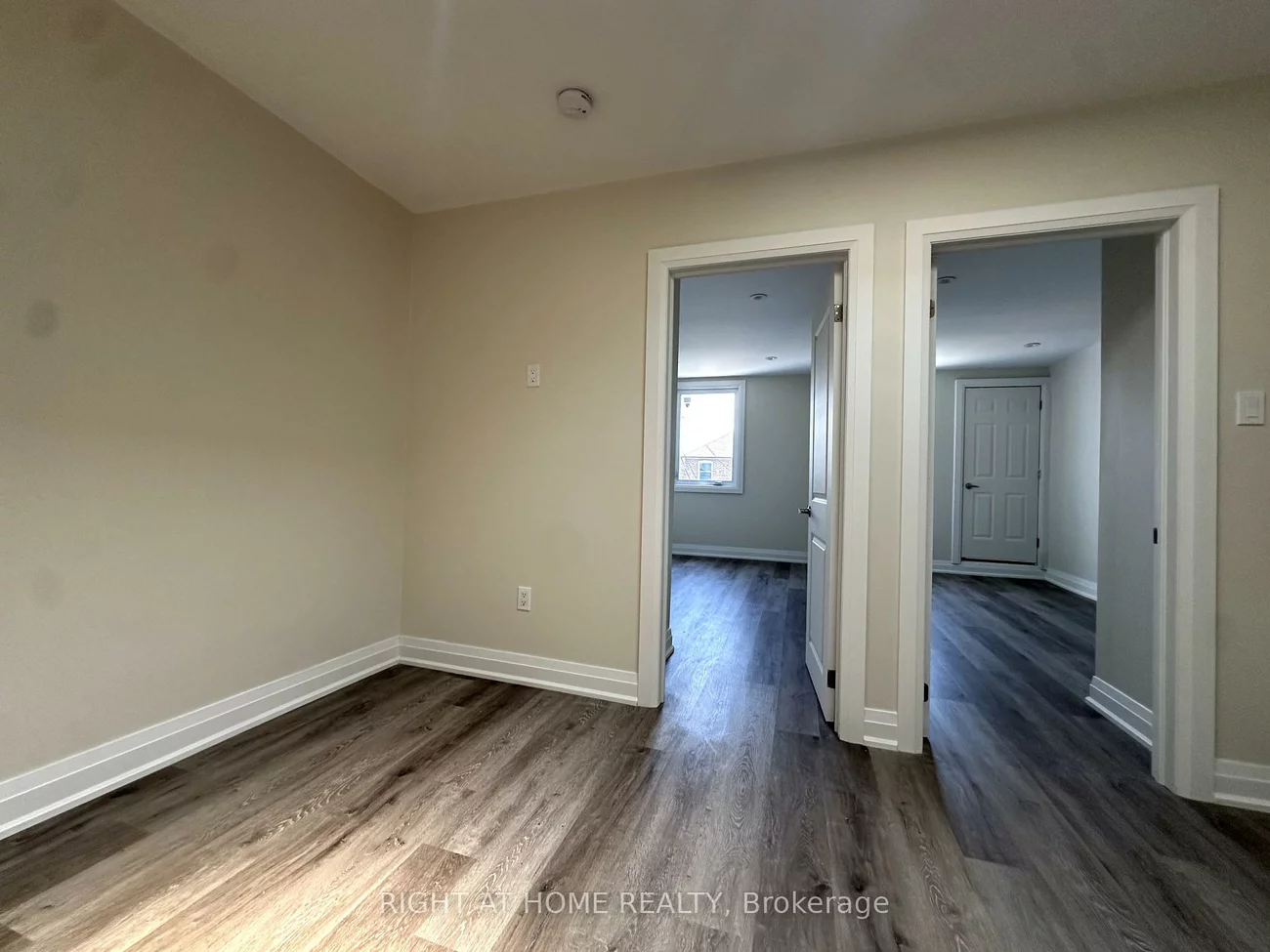 1637, Eglinton, Oakwood Village, Toronto