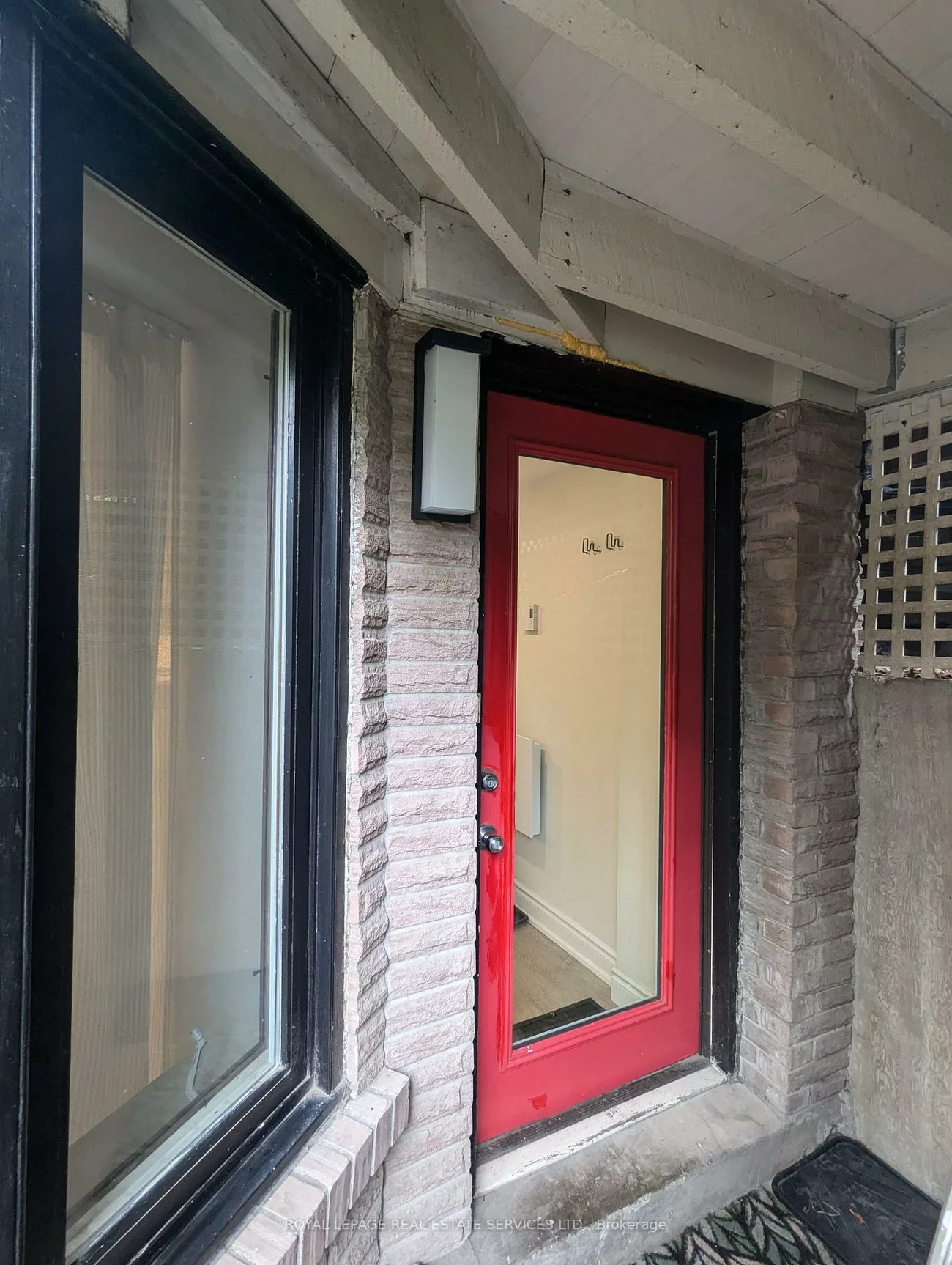 95, Brunswick, University, Toronto