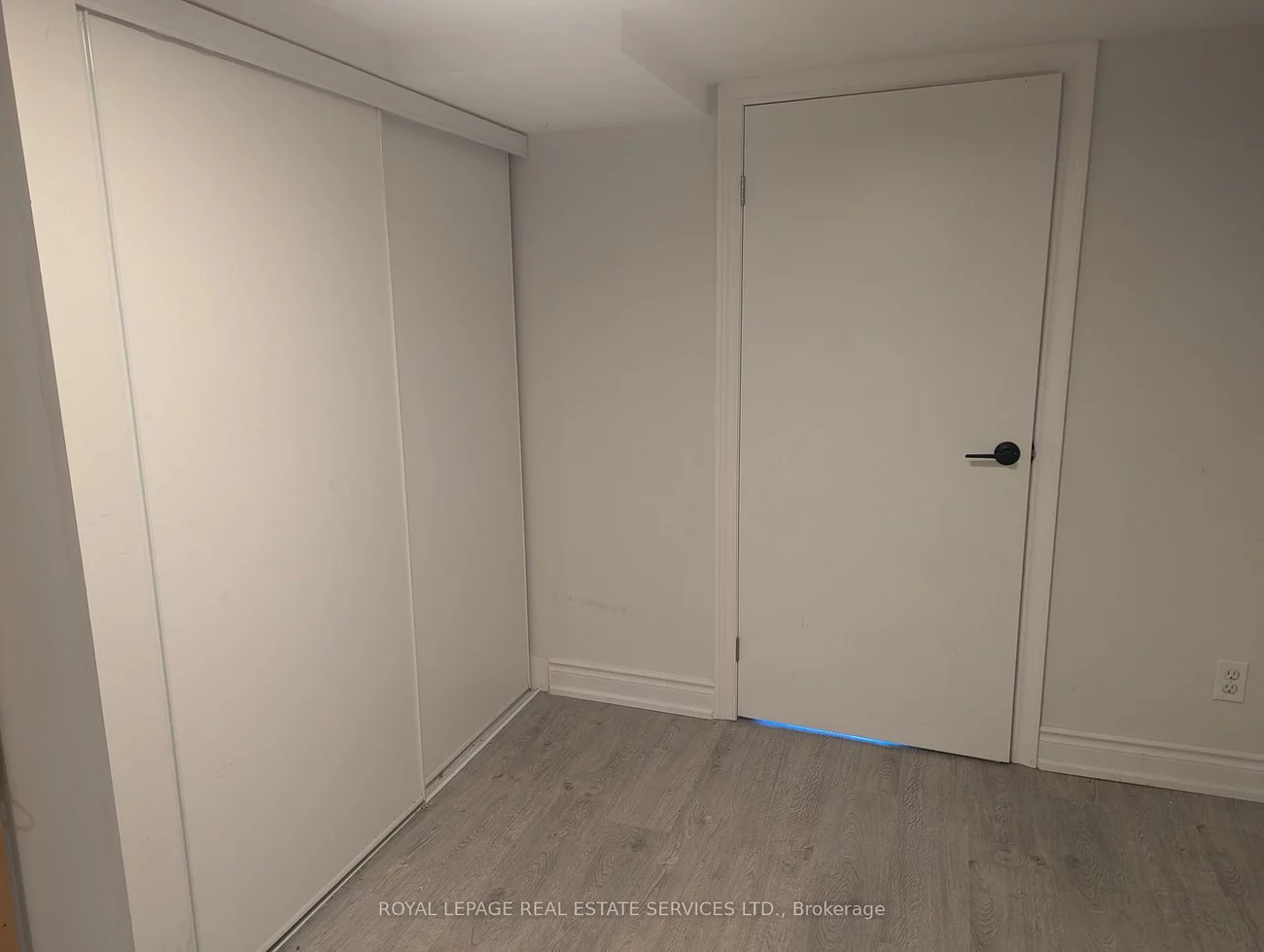 95, Brunswick, University, Toronto
