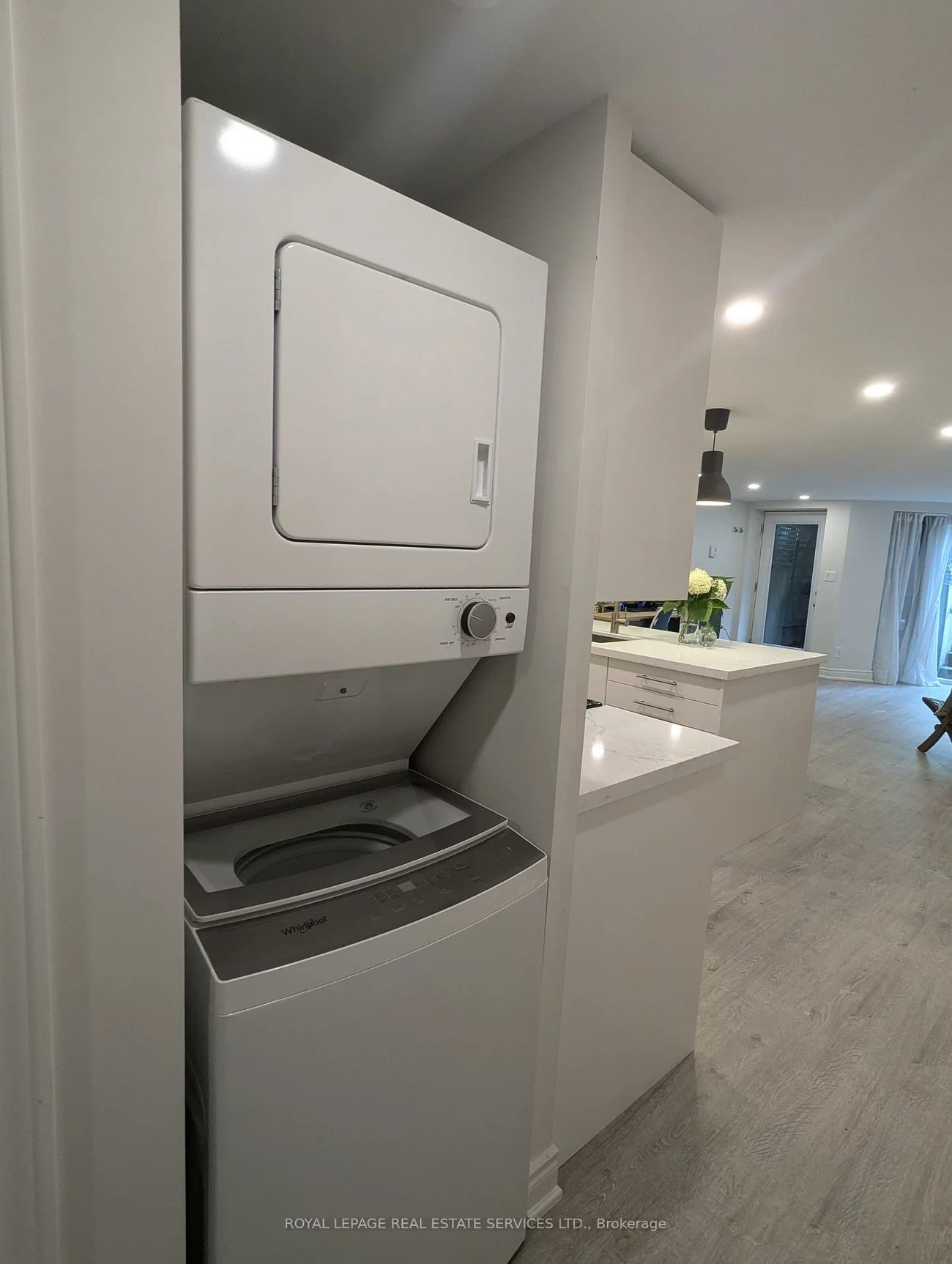 95, Brunswick, University, Toronto