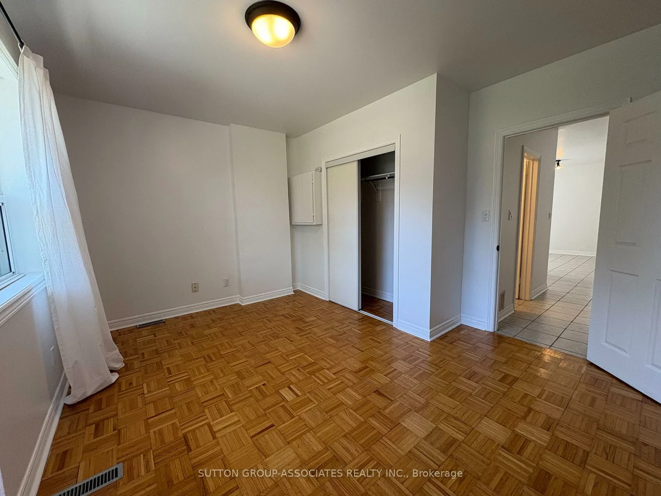 50, Arlington, Wychwood, Toronto