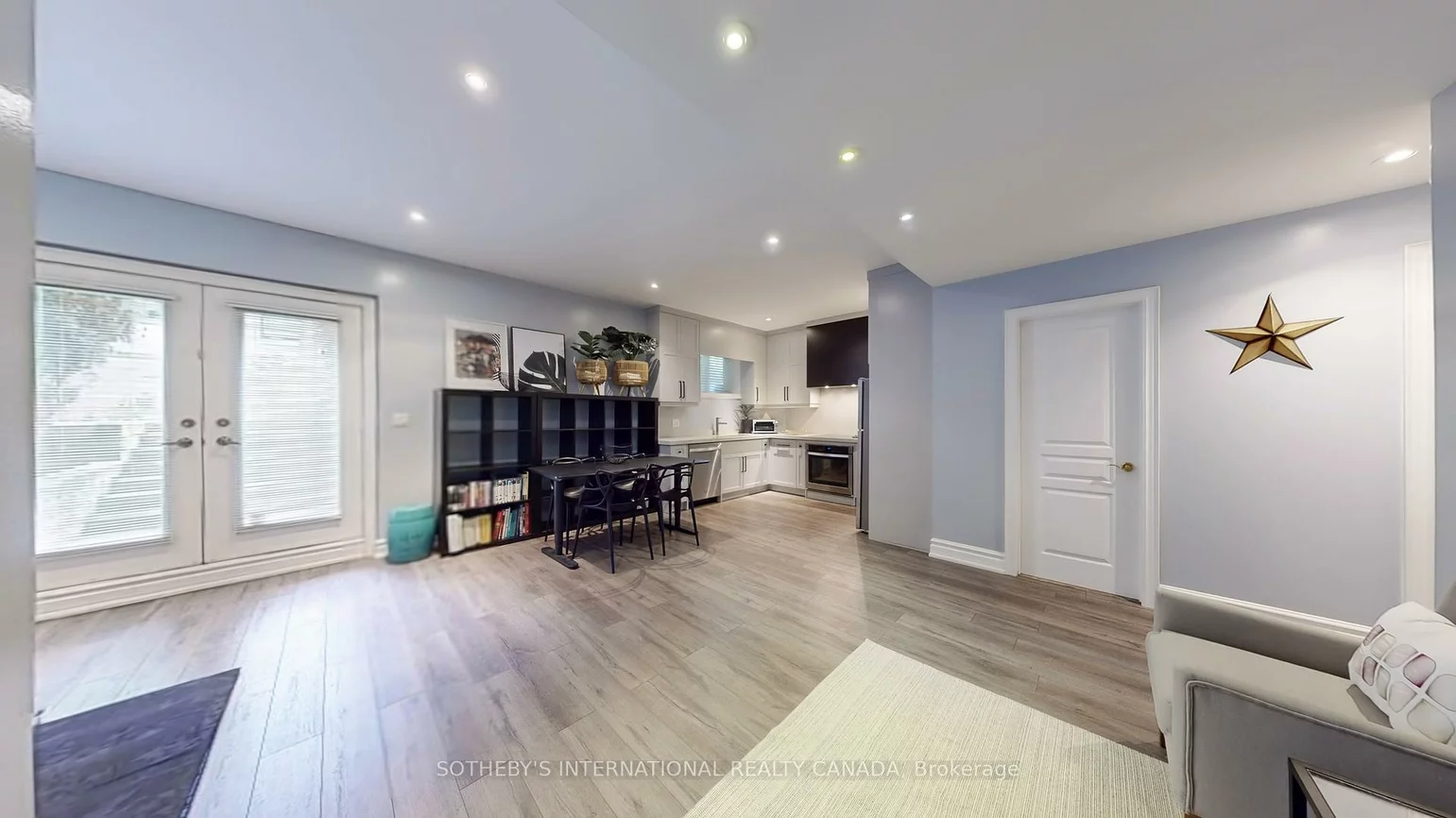 567, Melrose, Bedford Park-Nortown, Toronto