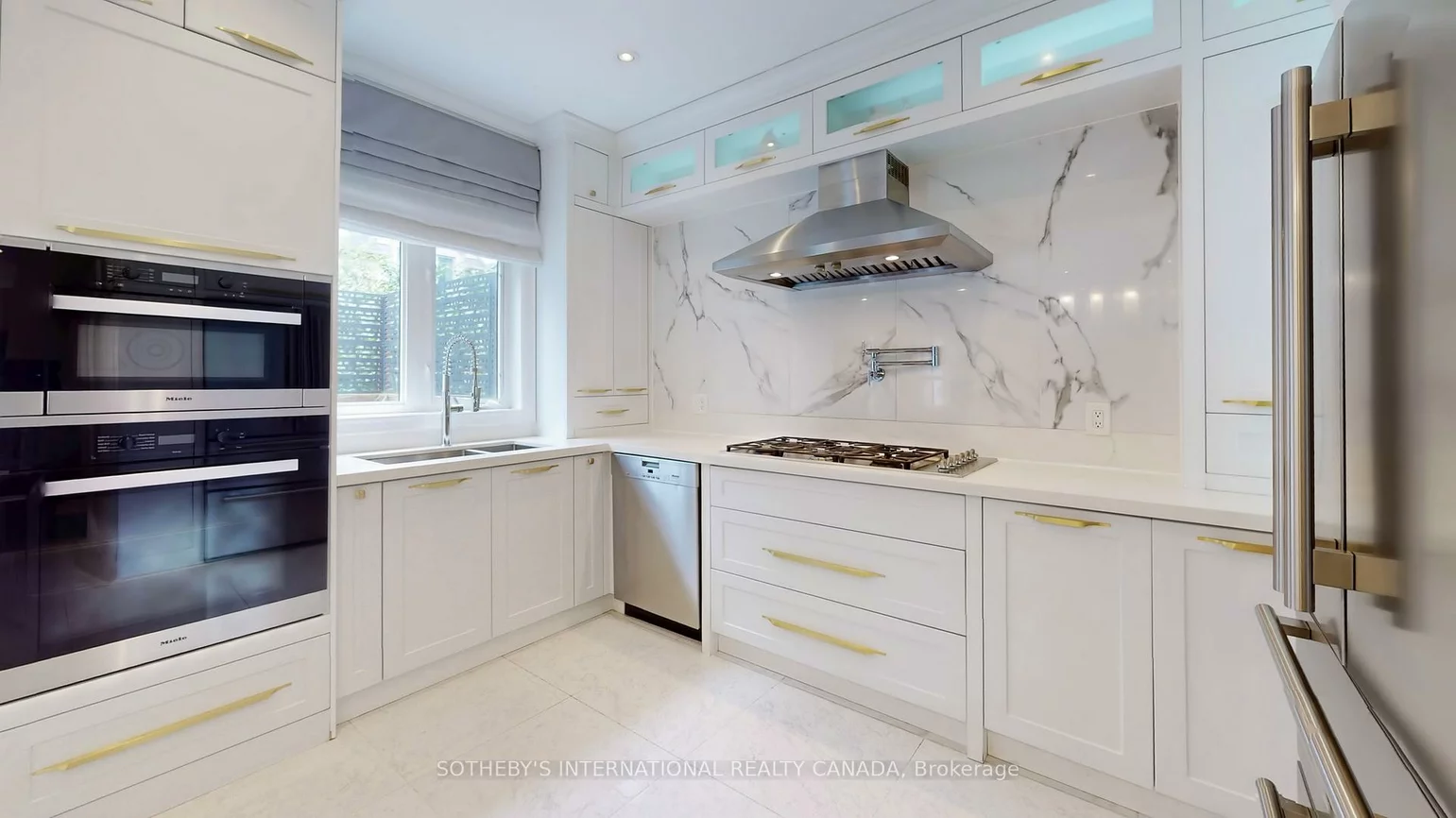 567, Melrose, Bedford Park-Nortown, Toronto