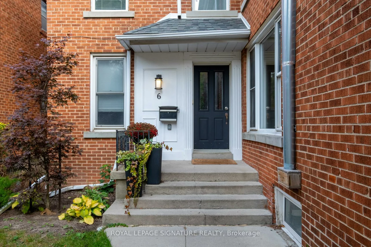 6, Markdale, Humewood-Cedarvale, Toronto