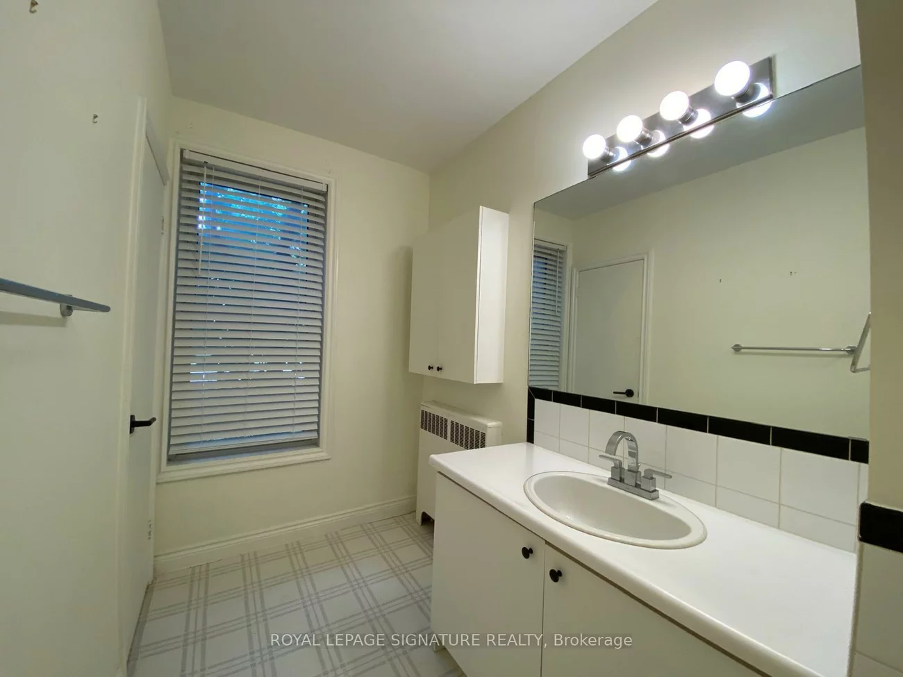 6, Markdale, Humewood-Cedarvale, Toronto