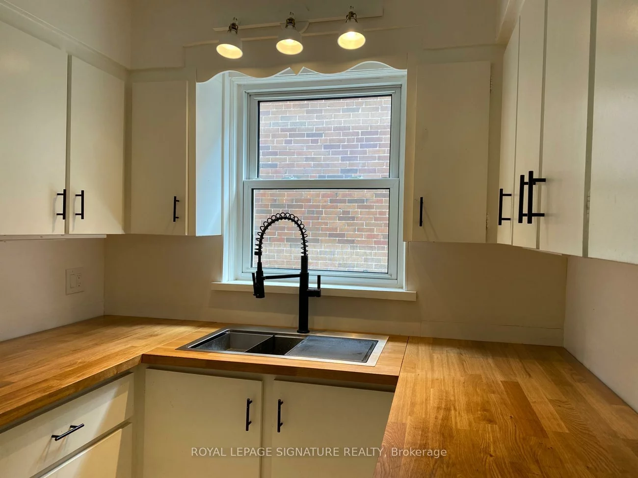 6, Markdale, Humewood-Cedarvale, Toronto